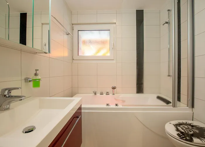 Appartement Fiesch, Mit Aussensitzplatz
