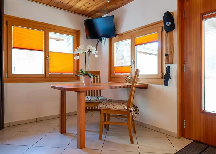 Appartement Fiesch, Mit Aussensitzplatz *
